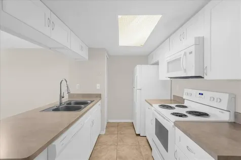 2731 N Poinciana Boulevard Kissimmee FL 34746