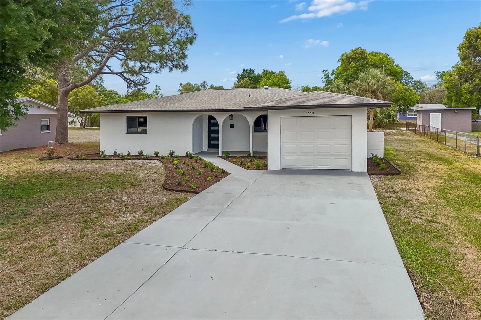 2550 Gomaz Way S St Petersburg FL 33712