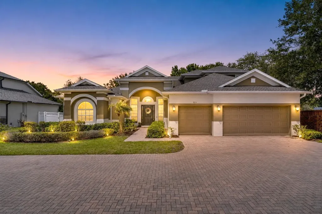 925 Bainbridge Loop Winter Garden FL 34787