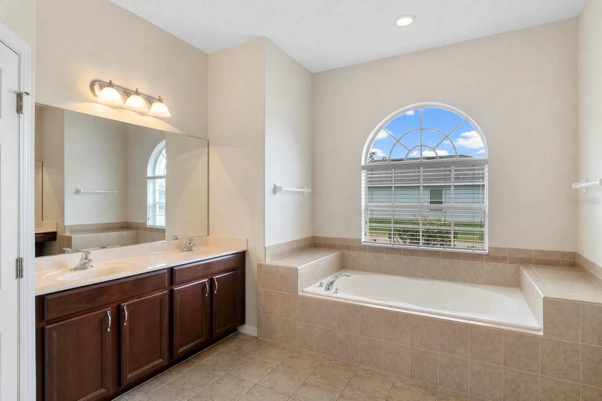925 Bainbridge Loop Winter Garden FL 34787