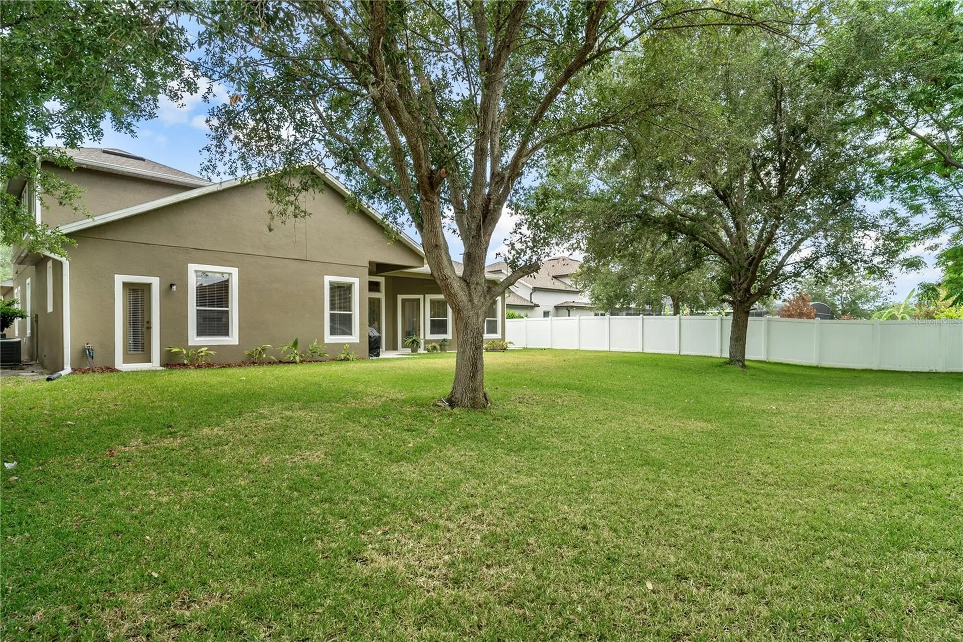 925 Bainbridge Loop Winter Garden FL 34787