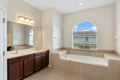 925 Bainbridge Loop Winter Garden FL 34787
