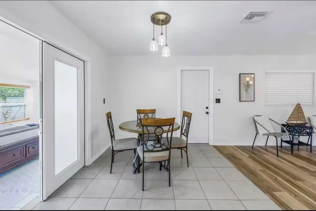 8199 115th Street Seminole FL 33772