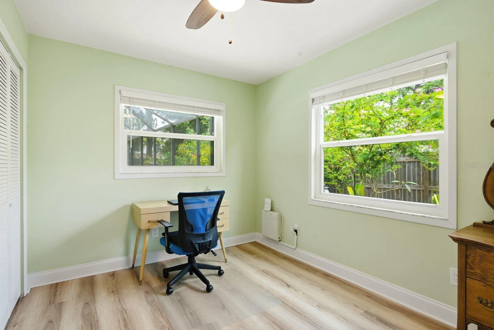 2221 Coronada Way S St Petersburg FL 33712