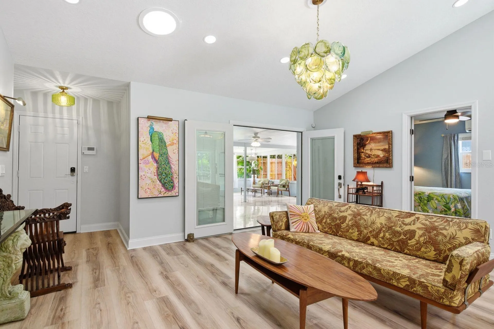 2221 Coronada Way S St Petersburg FL 33712
