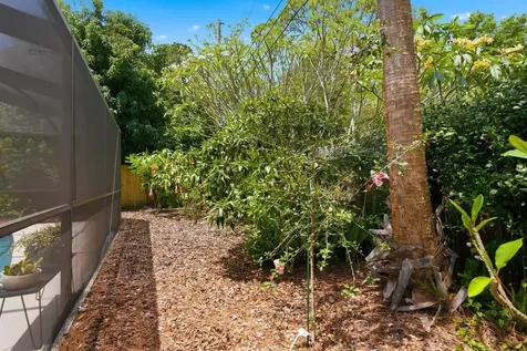 2221 Coronada Way S St Petersburg FL 33712