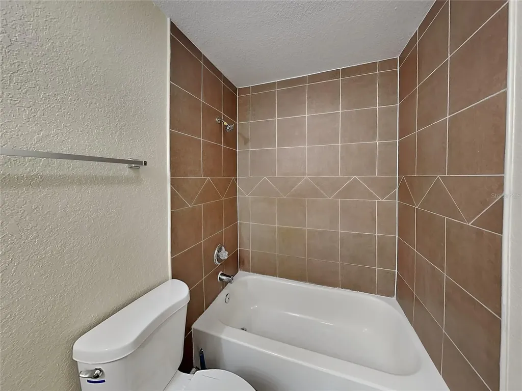 1385 Dean Street Mulberry FL 33860