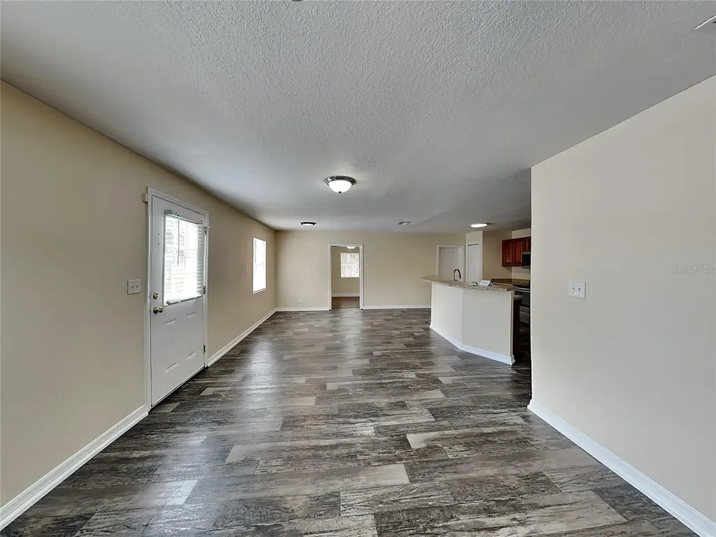 1385 Dean Street Mulberry FL 33860
