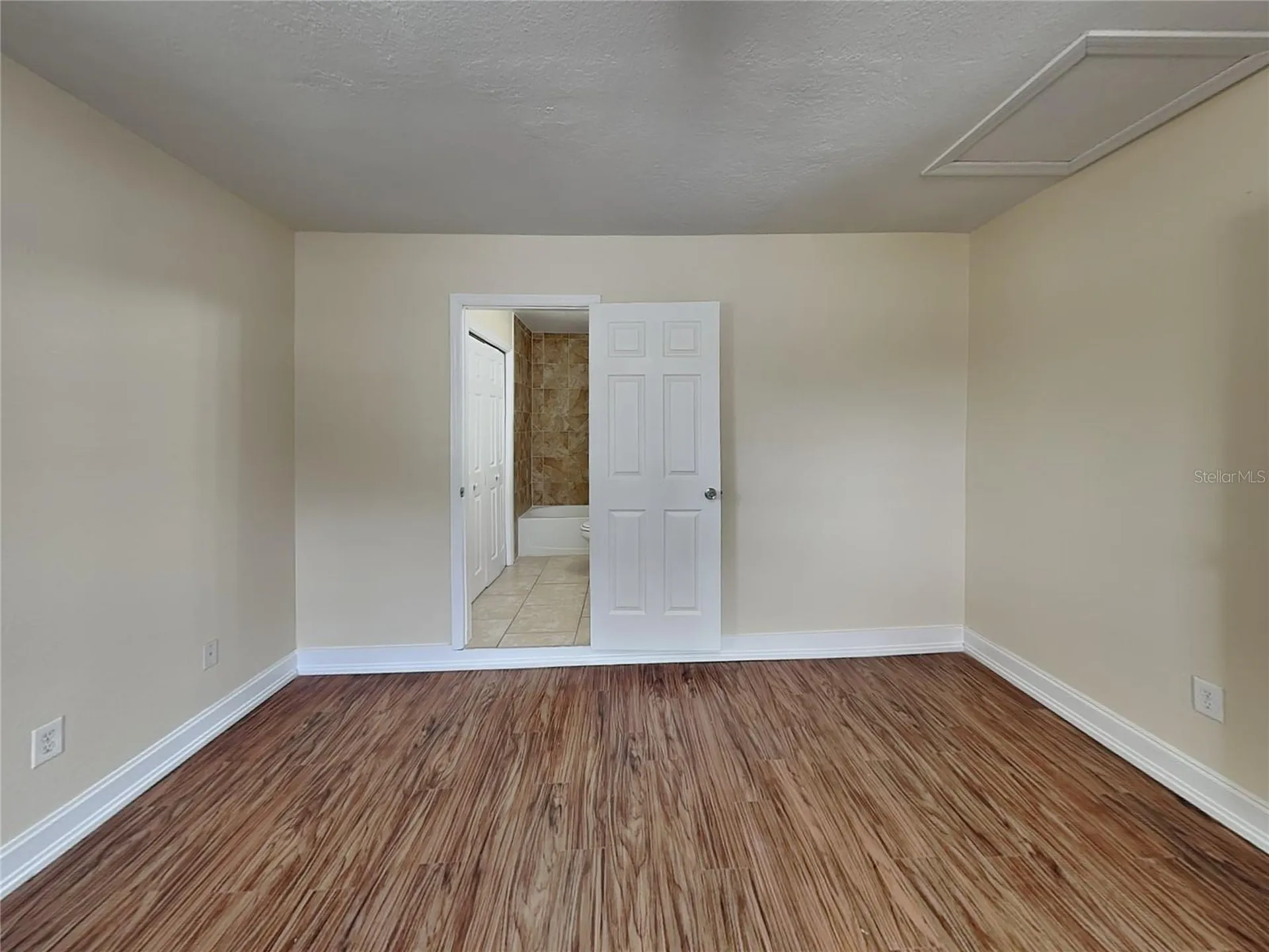 1385 Dean Street Mulberry FL 33860
