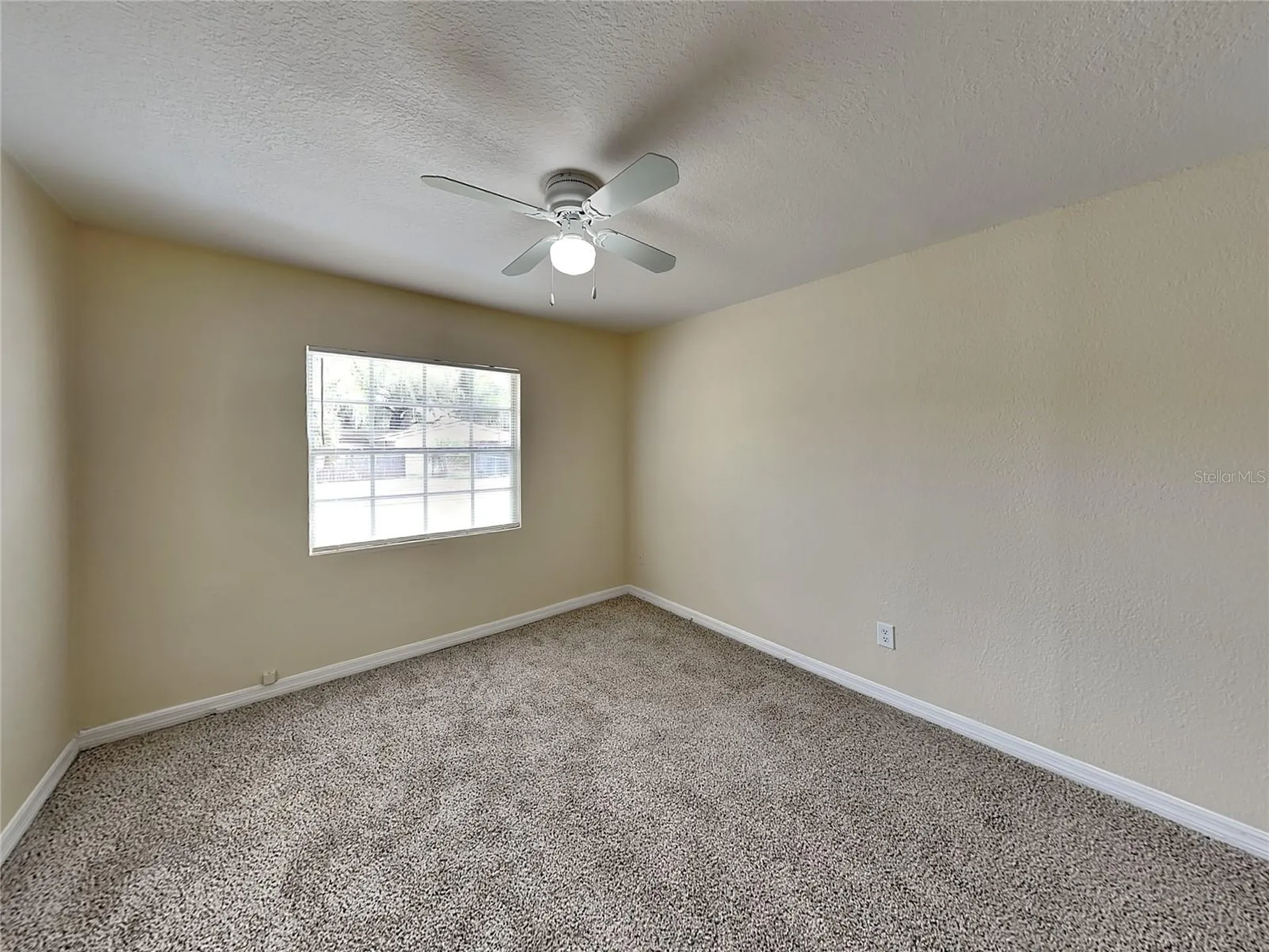 1385 Dean Street Mulberry FL 33860