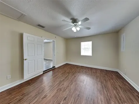 1385 Dean Street Mulberry FL 33860