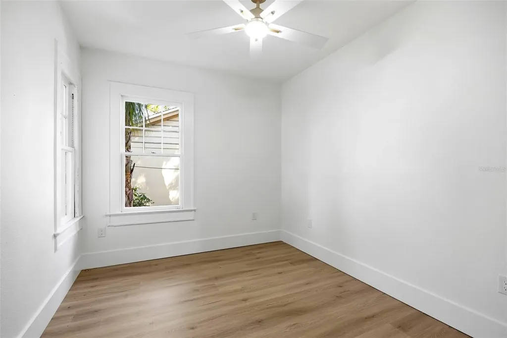 2507 N Ridgewood Avenue Tampa FL 33602