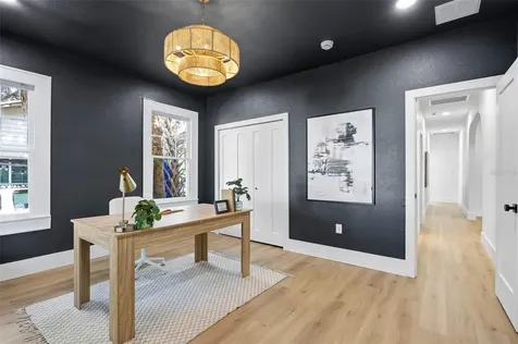 2507 N Ridgewood Avenue Tampa FL 33602