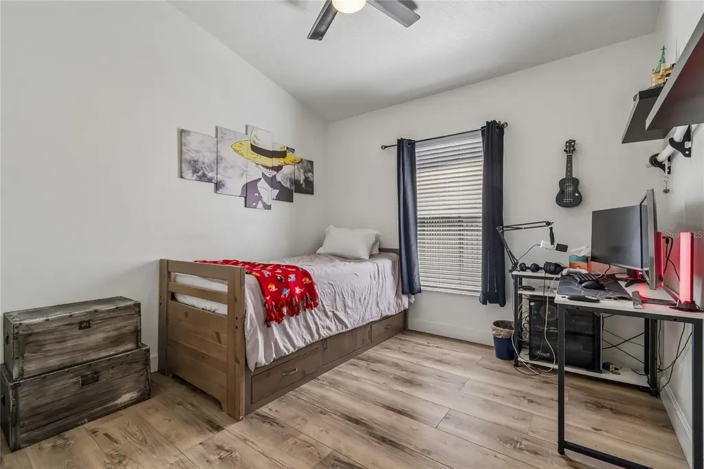 6128 Whimbrelwood Drive Lithia FL 33547