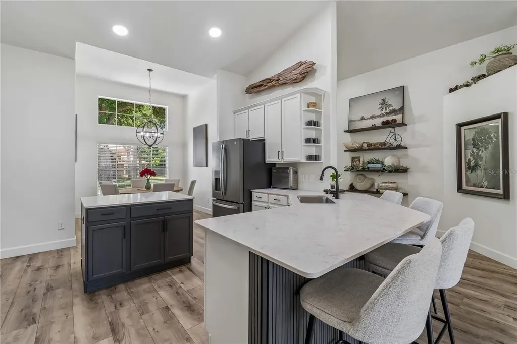 6128 Whimbrelwood Drive Lithia FL 33547