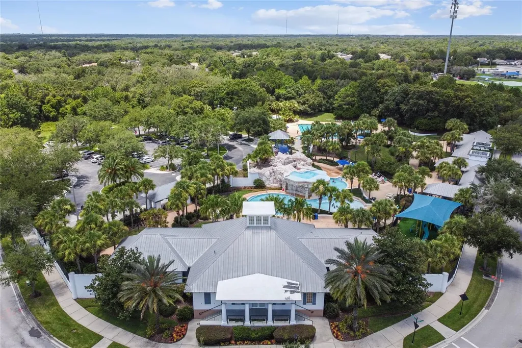 6128 Whimbrelwood Drive Lithia FL 33547