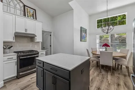 6128 Whimbrelwood Drive Lithia FL 33547