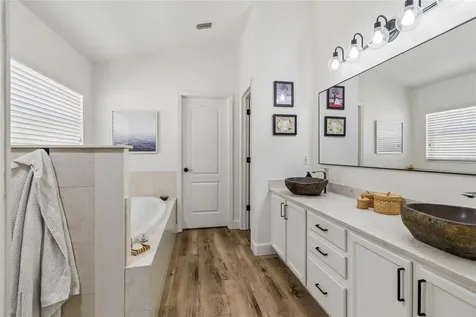 6128 Whimbrelwood Drive Lithia FL 33547