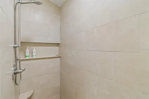 6128 Whimbrelwood Drive Lithia FL 33547