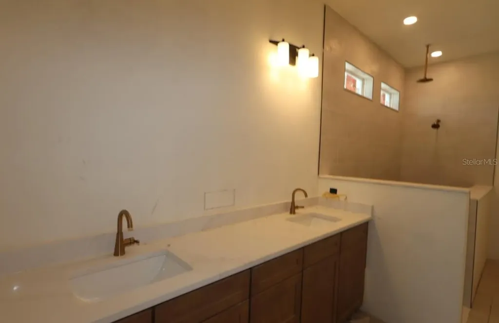 17601 Foxtail Loop Venice FL 34293
