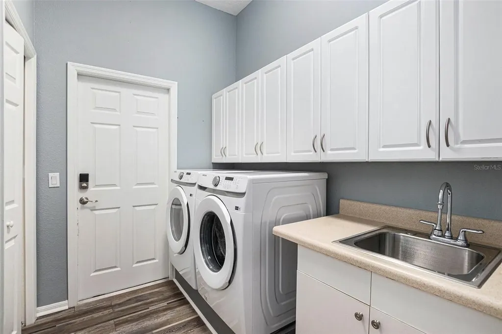 3037 N Folkestone Loop Hernando FL 34442