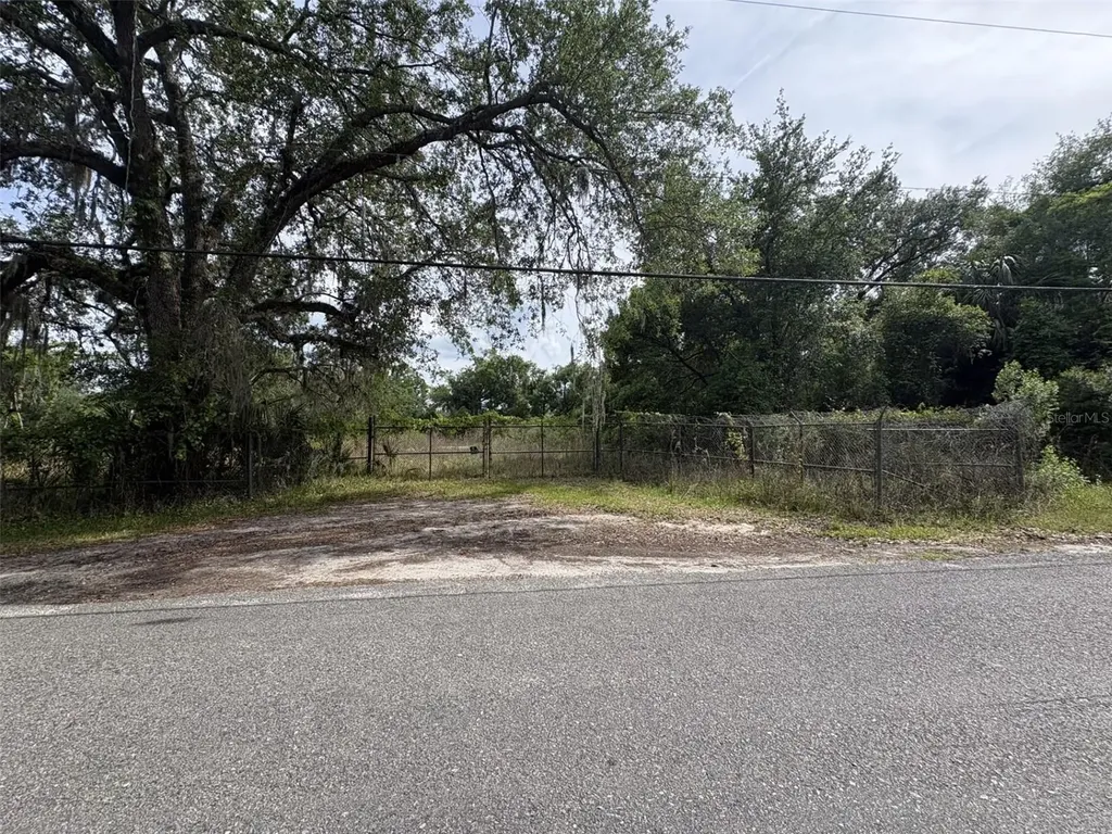 101 Collins Road Osteen FL 32764