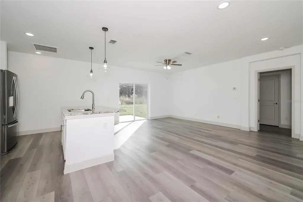 1637 Sail Drive Kissimmee FL 34759