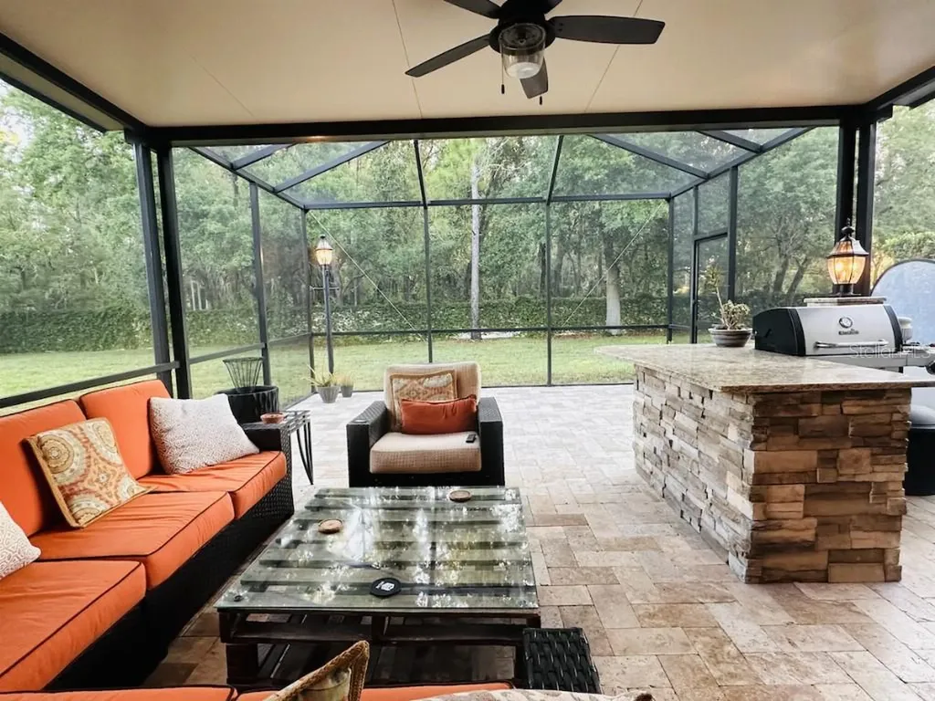 11107 Green Park Circle Tampa FL 33626