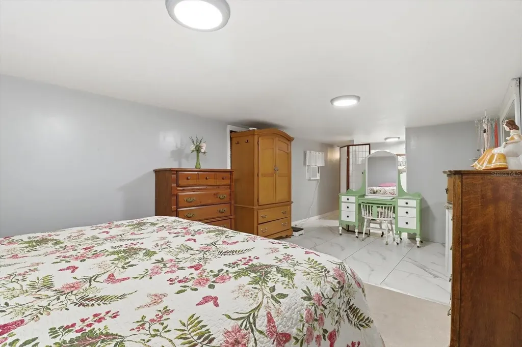 12360 Redrose Avenue Weeki Wachee FL 34614