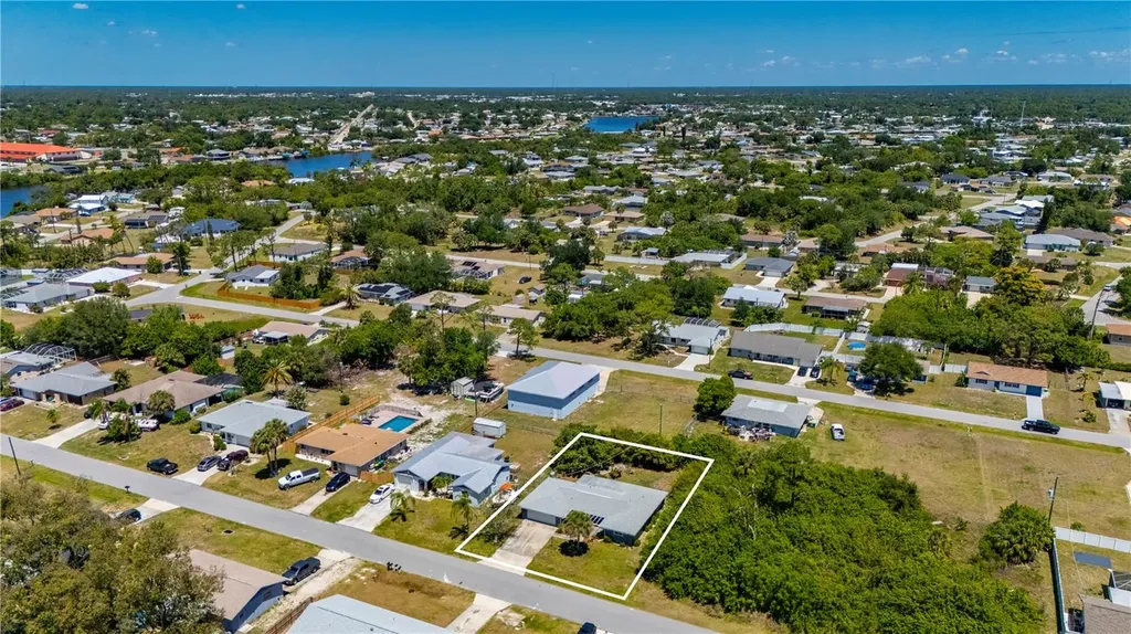 540 Grove Avenue NW Port Charlotte FL 33952