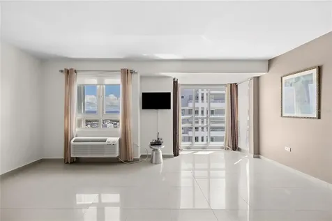 303 Villamil San Juan PR 00907