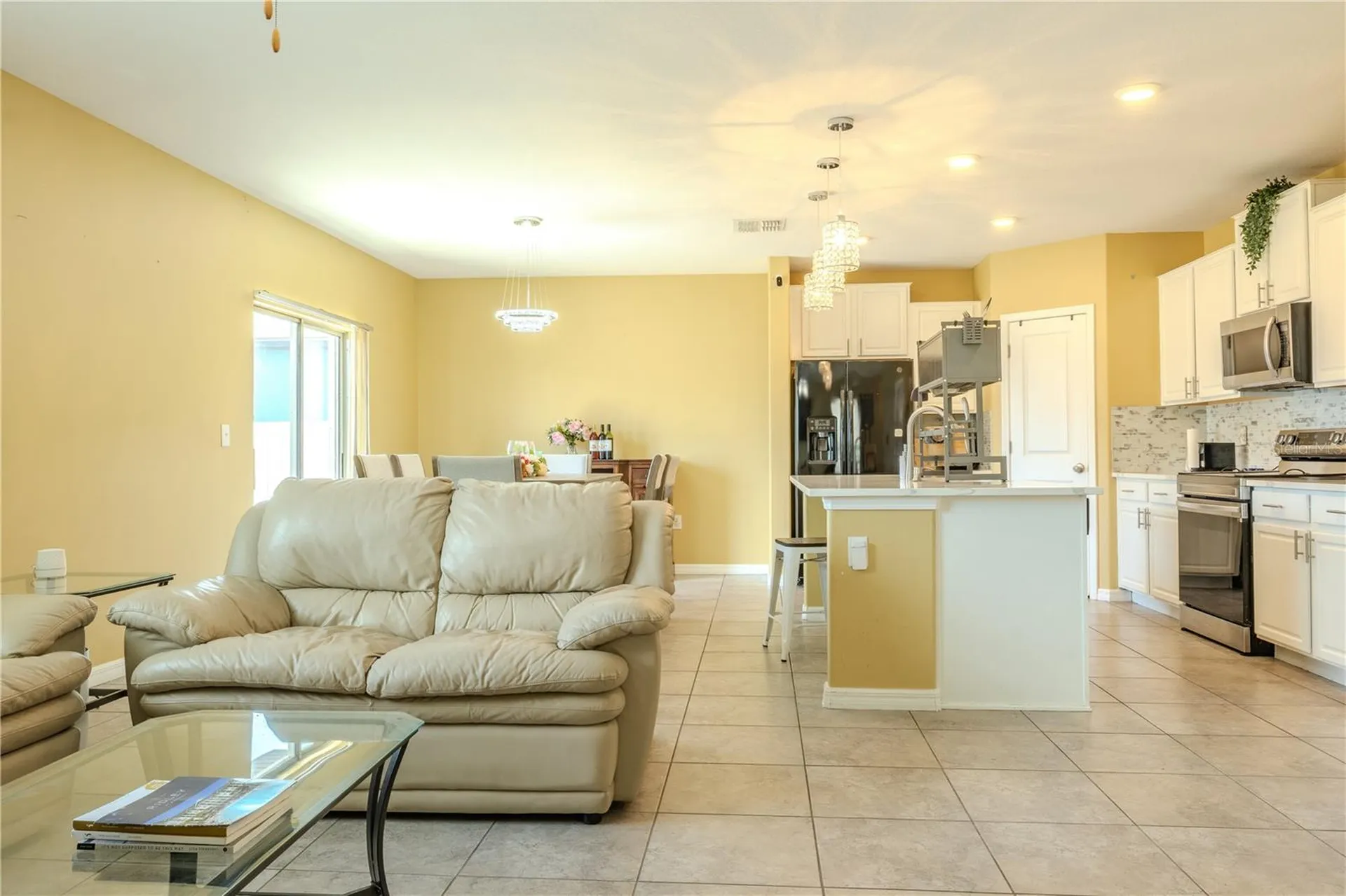 7219 Salt River Avenue Sun City Center FL 33573