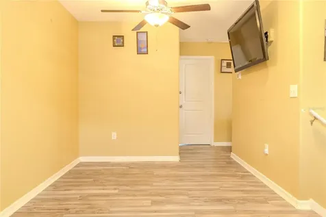 7219 Salt River Avenue Sun City Center FL 33573