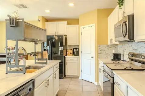 7219 Salt River Avenue Sun City Center FL 33573