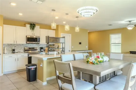 7219 Salt River Avenue Sun City Center FL 33573