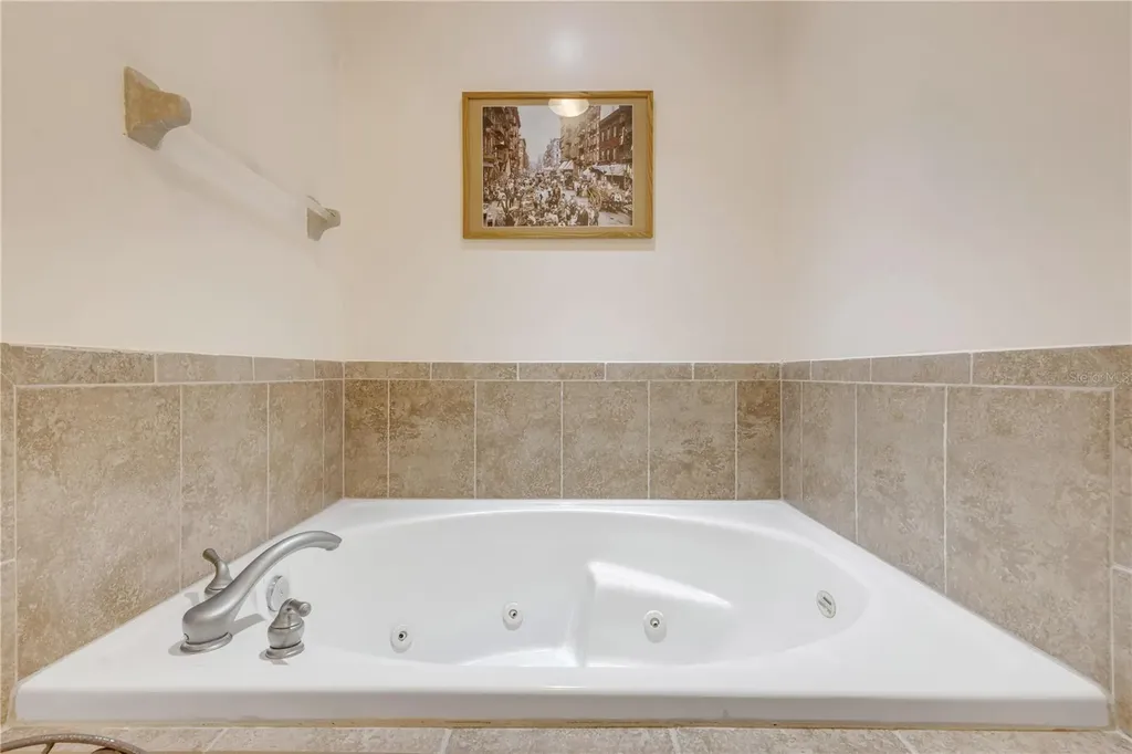 424 Luna Bella Lane New Smyrna Beach FL 32168