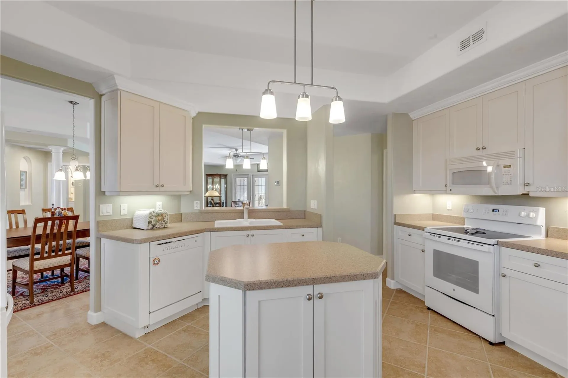 424 Luna Bella Lane New Smyrna Beach FL 32168