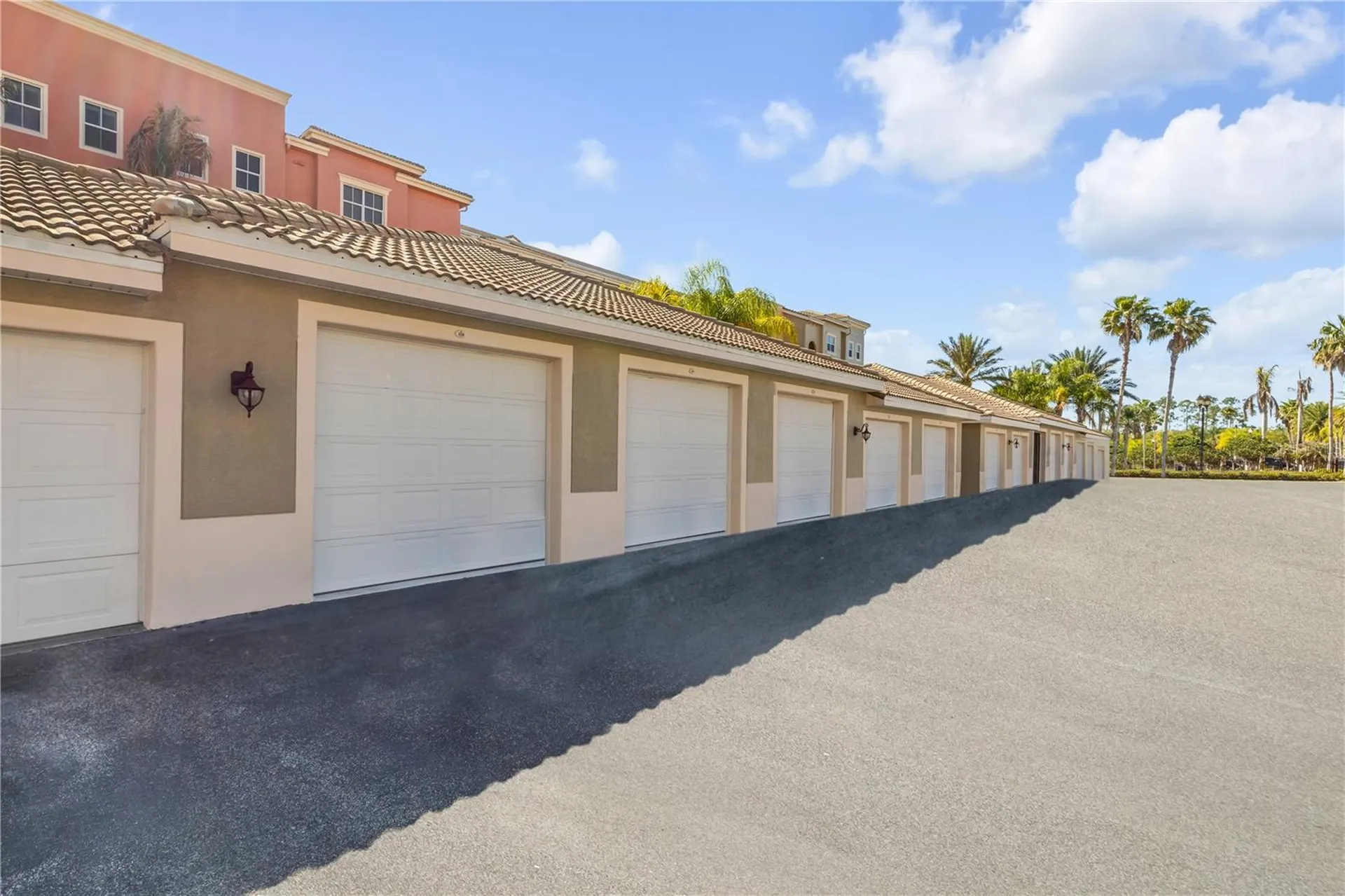 424 Luna Bella Lane New Smyrna Beach FL 32168