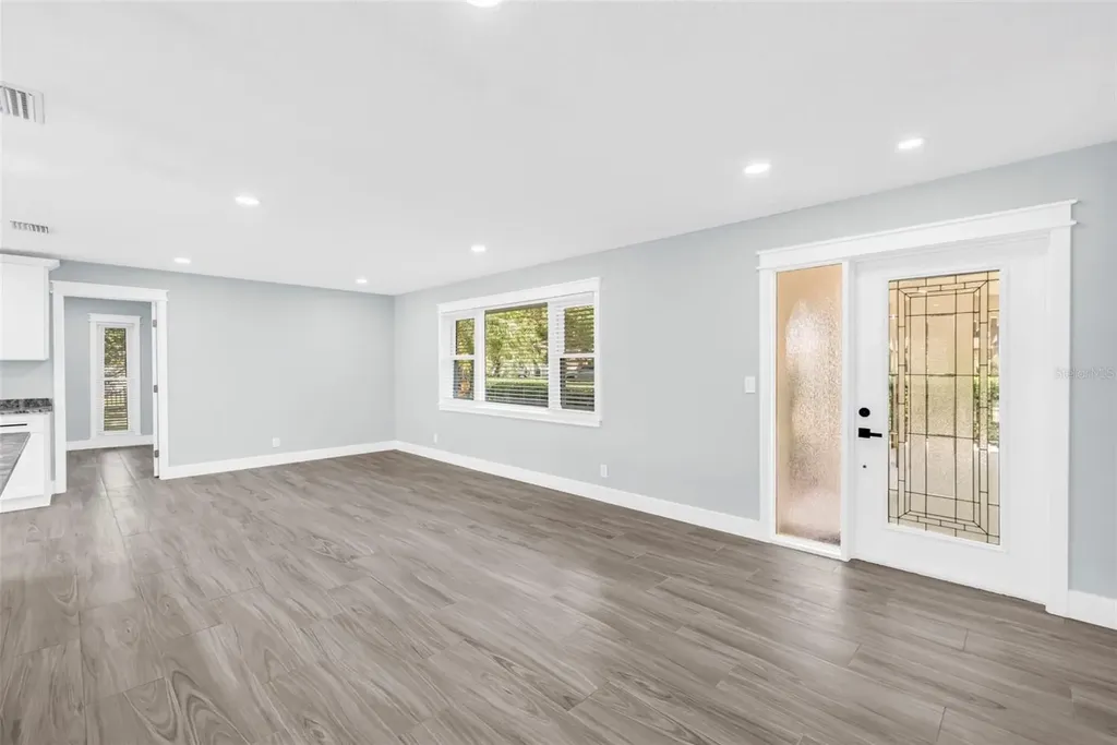 12897 88th Avenue Seminole FL 33776