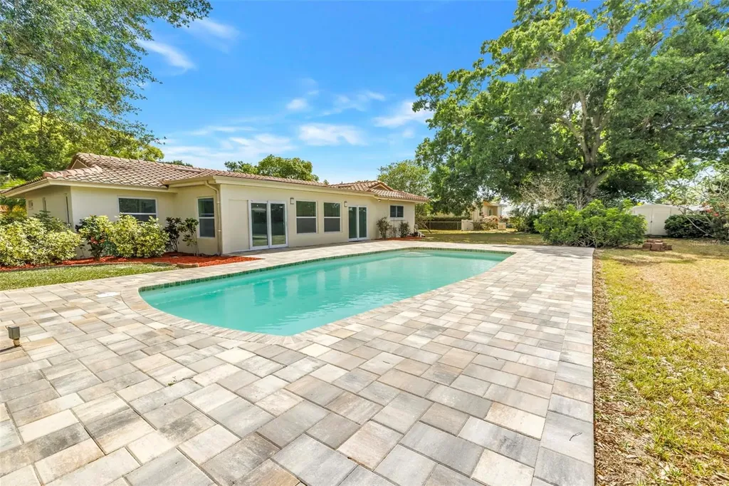 12897 88th Avenue Seminole FL 33776