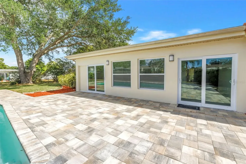12897 88th Avenue Seminole FL 33776