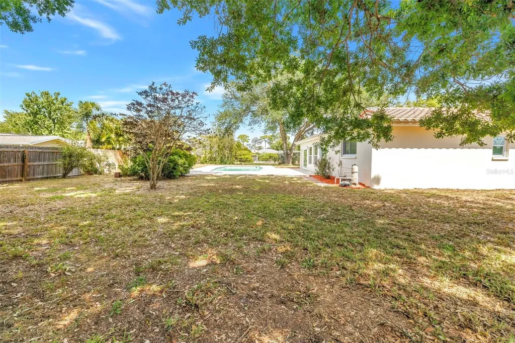 12897 88th Avenue Seminole FL 33776