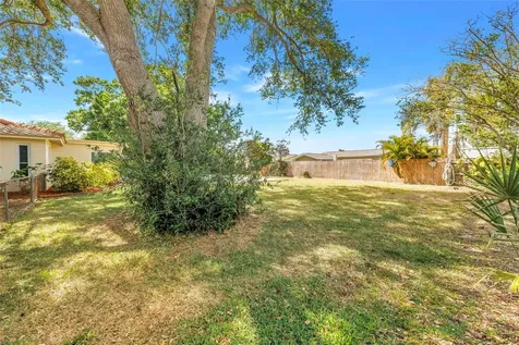 12897 88th Avenue Seminole FL 33776