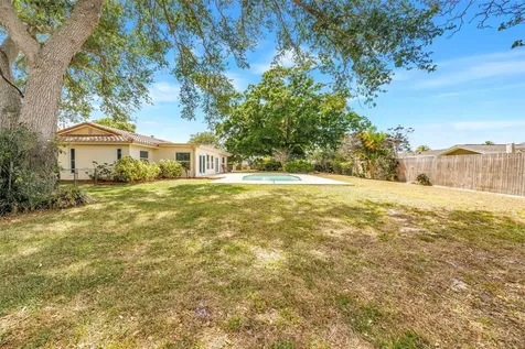 12897 88th Avenue Seminole FL 33776