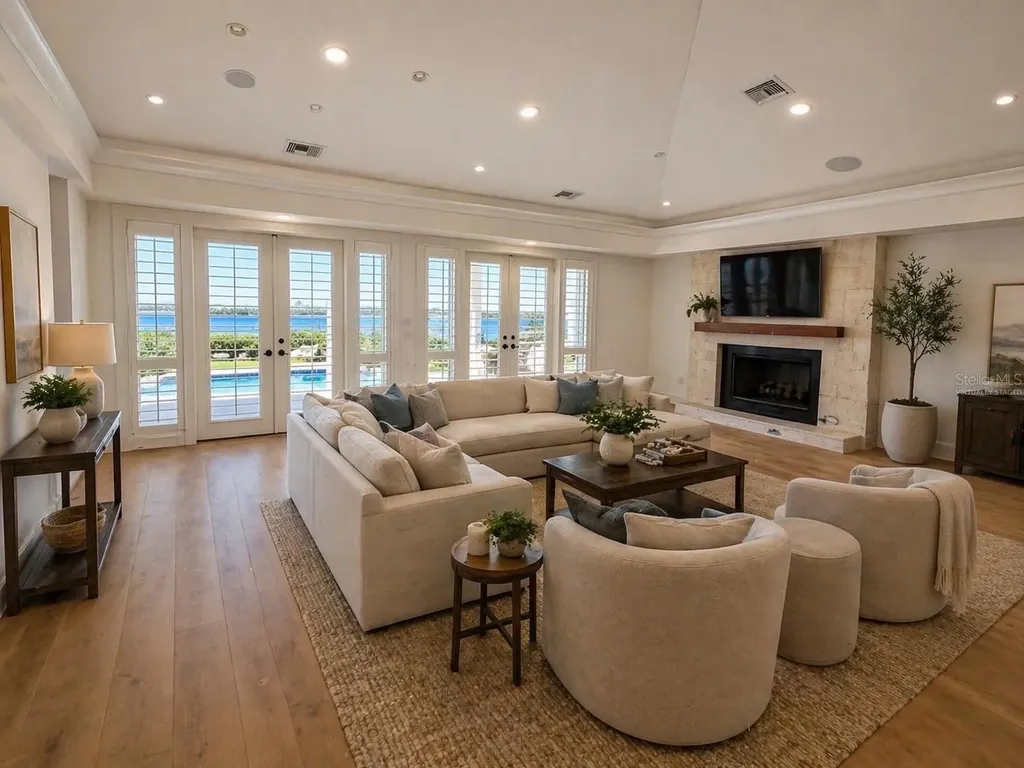 1721 Gulf Road Tarpon Springs FL 34689