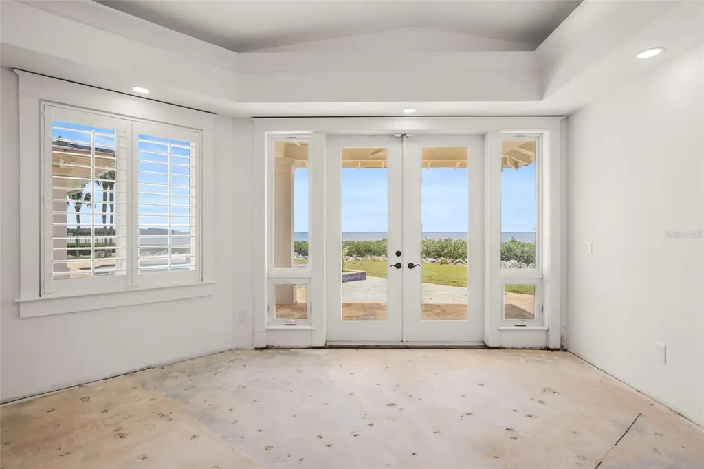 1721 Gulf Road Tarpon Springs FL 34689