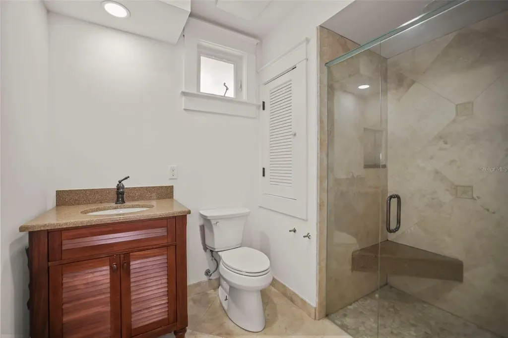 1721 Gulf Road Tarpon Springs FL 34689