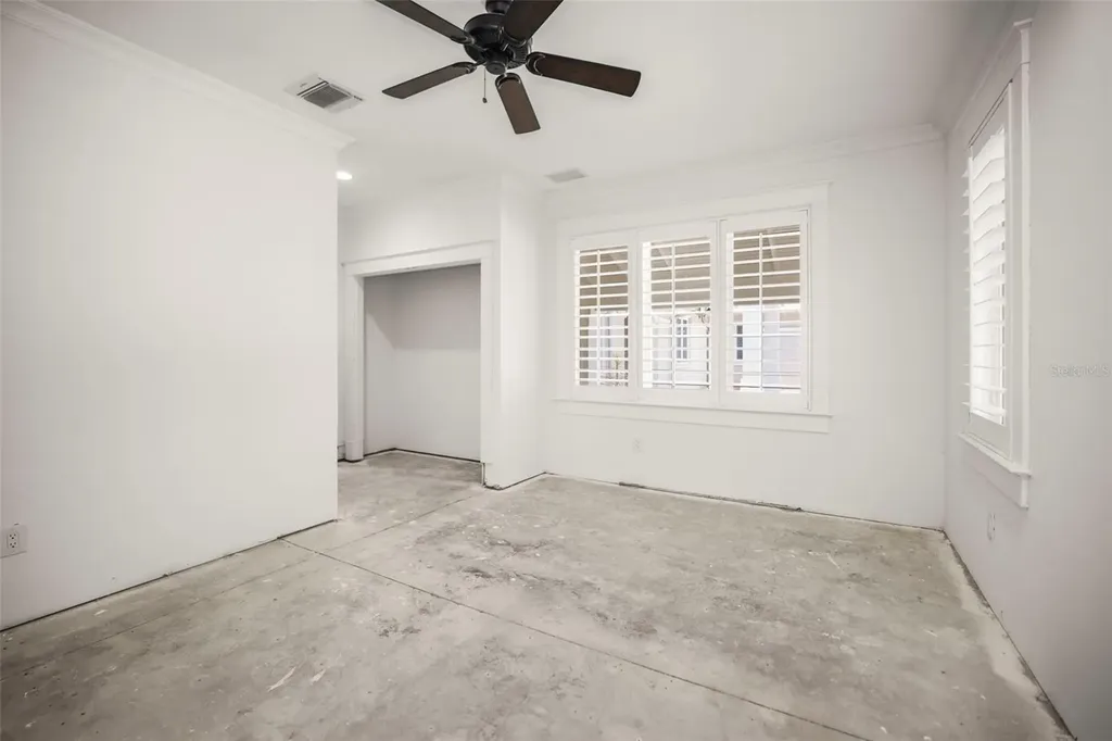 1721 Gulf Road Tarpon Springs FL 34689