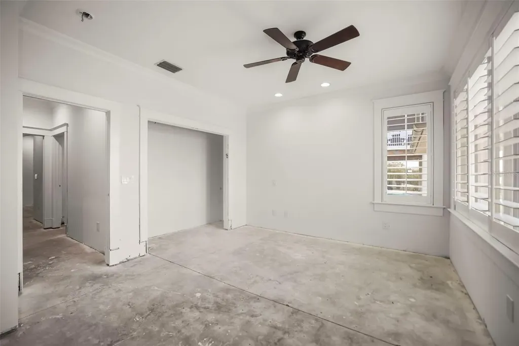 1721 Gulf Road Tarpon Springs FL 34689