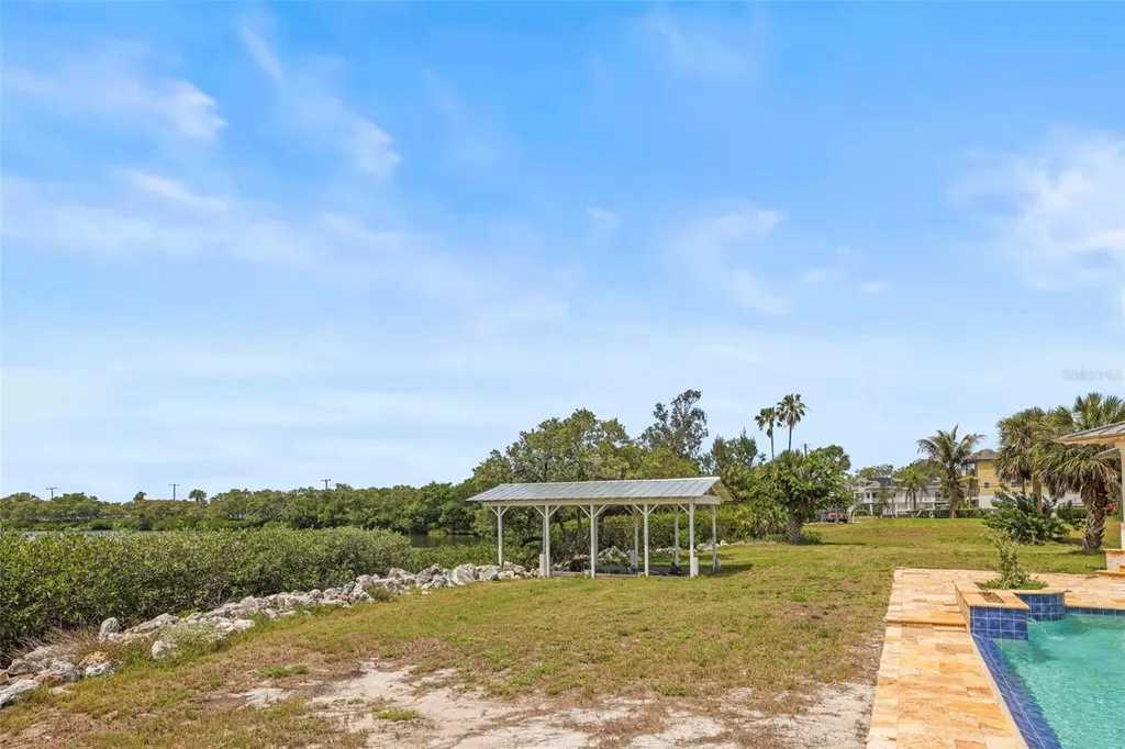 1721 Gulf Road Tarpon Springs FL 34689